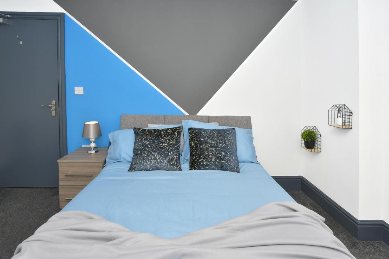 Silverdale  Townhouse @ Chiltern Place Newcastle Under Lyme מראה חיצוני תמונה