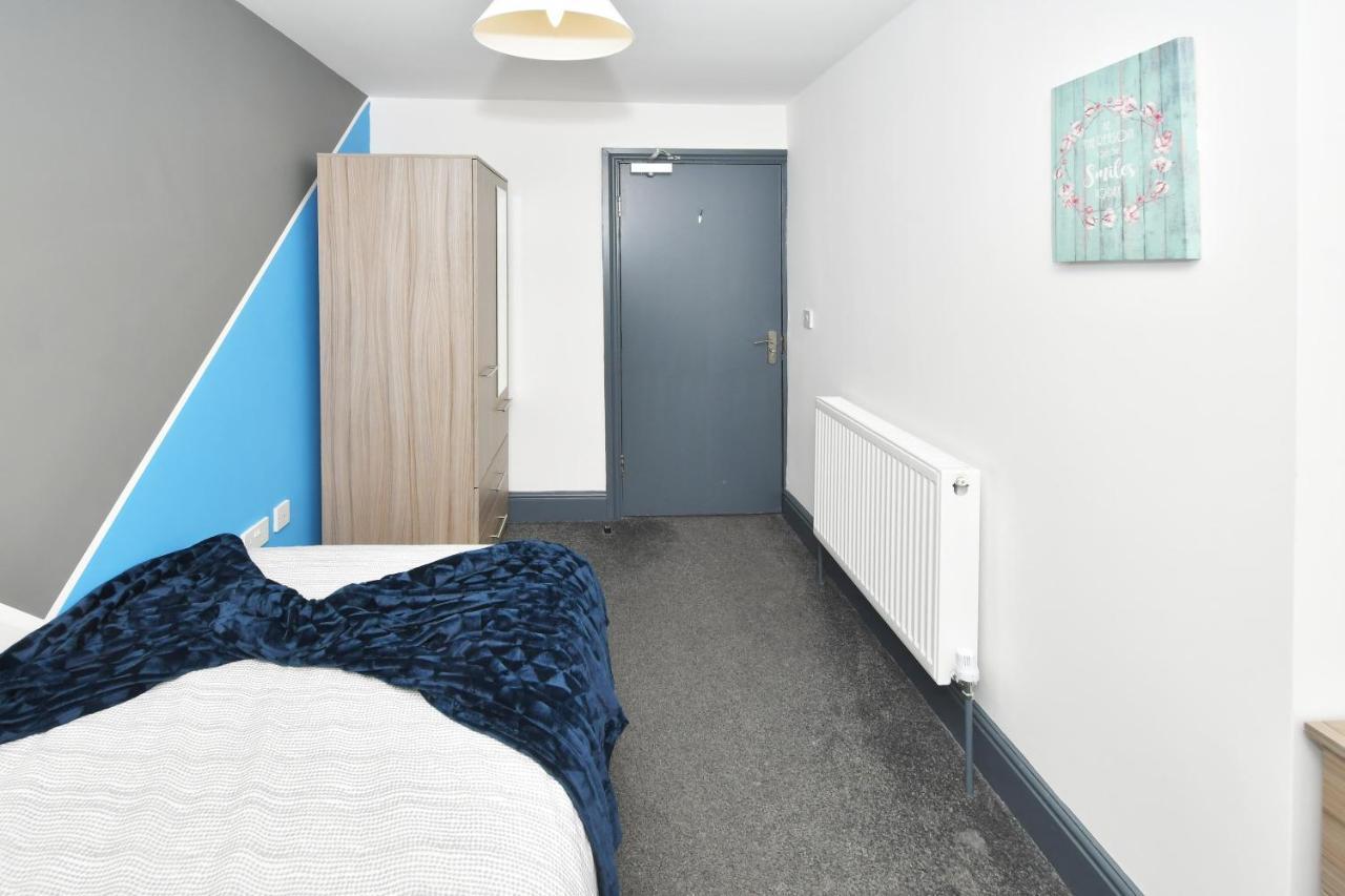 Silverdale  Townhouse @ Chiltern Place Newcastle Under Lyme מראה חיצוני תמונה